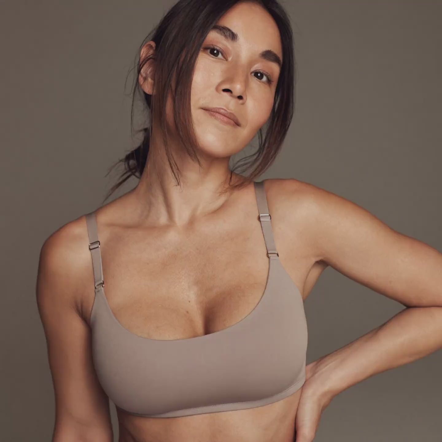 Montainoir™ Massaging & Shaping Bra – Beige